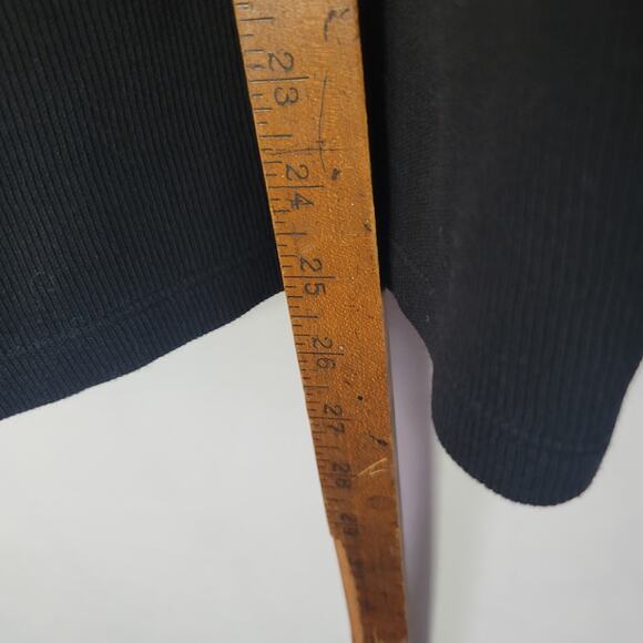 Hugo Boss- Men's Sidney Zip Neck Sweater- Black in color- size Medium - Picture 11 of 11